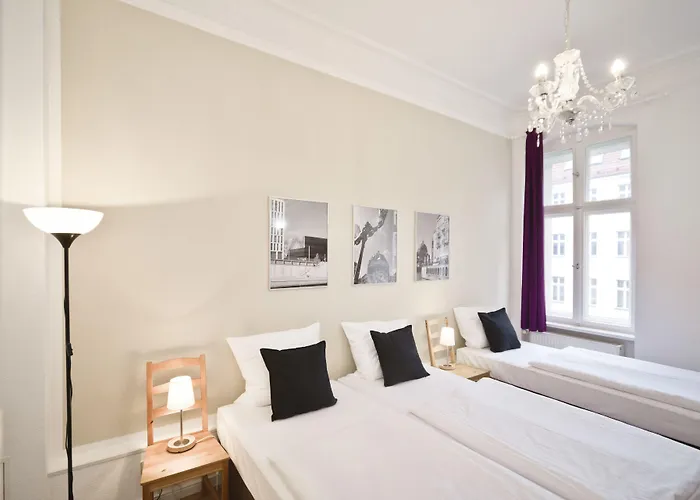 올드 타운 아파트먼트 *