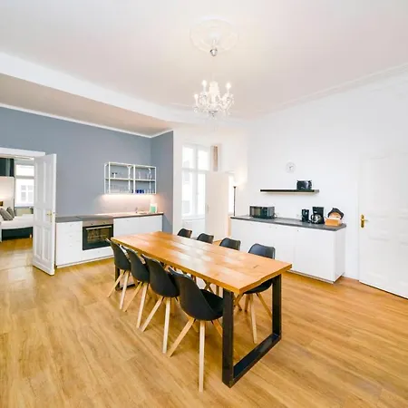 Old Town Appartement *
