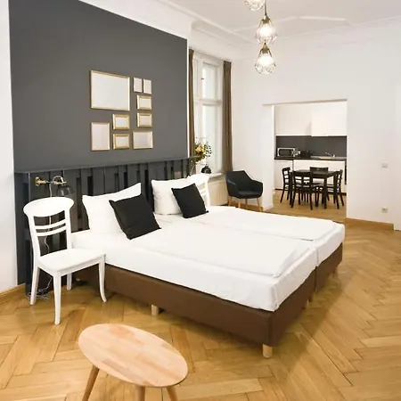 旧城区酒店式公寓 *