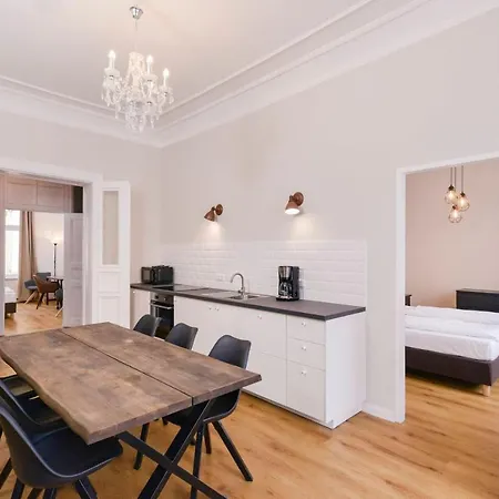 올드 타운 아파트먼트