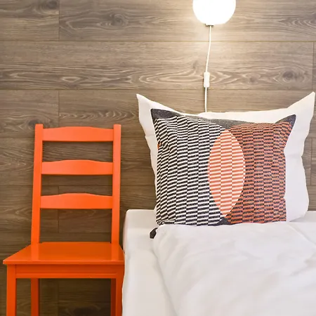Old Town Apartment *